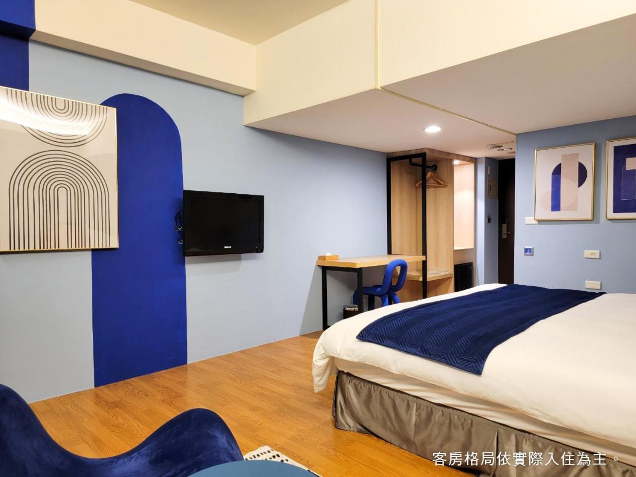 Talmud Hotel Gongyuan Taichung Bagian luar foto